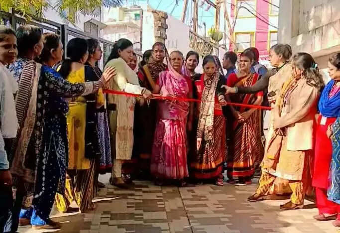 खालसा हायर सेकेंडरी स्कूल में बाल दिवस पर रंग–बिरंगा बाल मेला, बच्चों की प्रतिभा ने जीता दिल