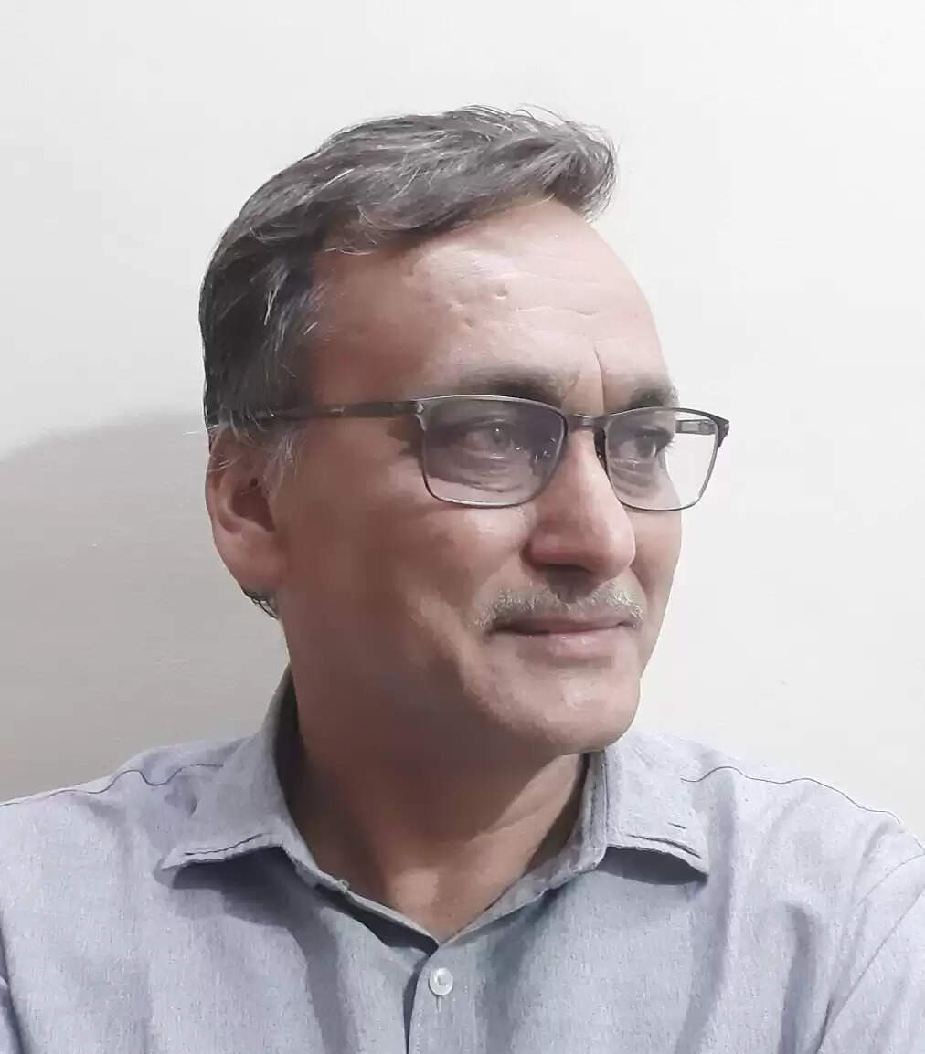 संविधान दिवस पर विशेष – शब्द नहीं, भाव और नैतिकता मायने रखती है