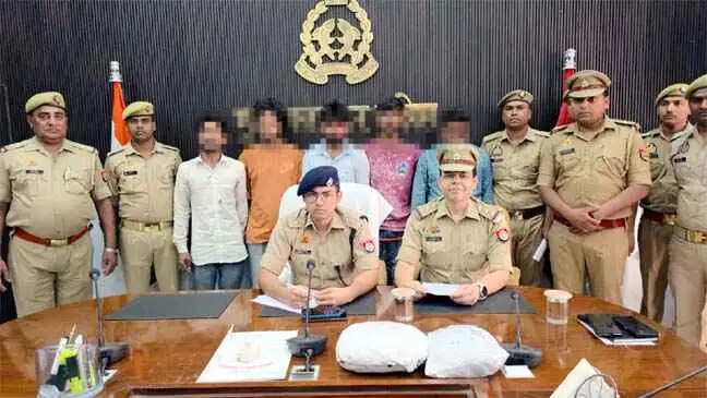 Muzaffarnagar में &lsquo;ऑपरेशन सवेरा&rsquo; का बड़ा एक्शन: 5 नशा तस्कर गिरफ्तार, 6.5 लाख के डोडा पोस्त और गांजा बरामद