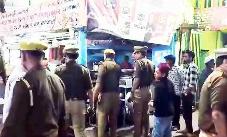 Muzaffarnagar Anti Encroachment Drive: पुलिस-पालिका की संयुक्त कार्रवाई, झांसी की रानी से मीनाक्षी चौक तक हटाया अतिक्रमण