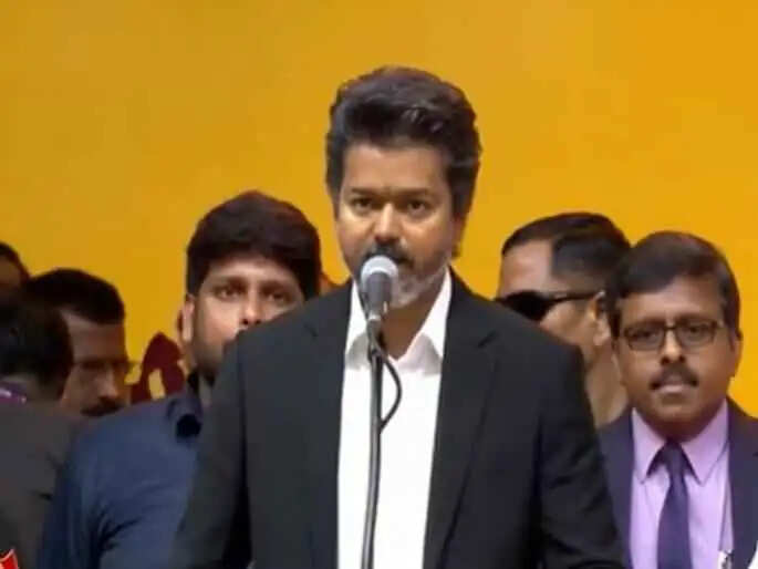 Thalapathy Vijay बने तमिलनाडु के नए मुख्यमंत्री, शपथ ग्रहण समारोह में उमड़ा सितारों और नेताओं का जमावड़ा