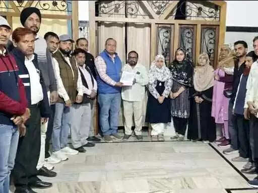 Muzaffarnagar में मिसाल बनी Teachers Self Care Team: दिवंगत शिक्षिका किशवर खातून के परिवार को 50 लाख रुपये की सहायता