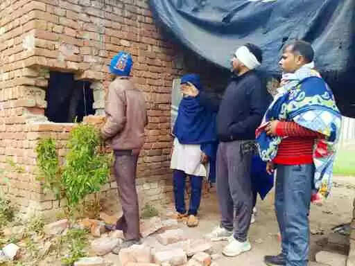 Muzaffarnagar किसानों की मेहनत पर चोरों का वार: बेहड़ा सादात में तीन नलकूपों से केबल चोरी, मोरना ब्लॉक में बढ़ता अपराध बना सिरदर्द