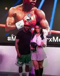 Krishna Shroff meets undefeated boxing champion Floyd Mayweather Jr, receives best wishes for MFN, her MMA promotion