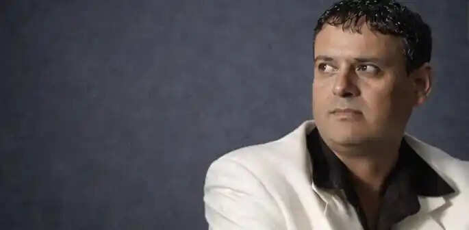 Deepa Dosanjh Death: &lsquo;ढोला वे ढोला&rsquo; के अमर सुरों को खामोश कर गया हार्ट अटैक, जालंधर से यूके तक शोक की लहर