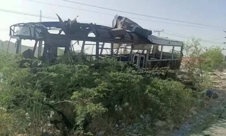 मिलिट्री स्कूल की बस को टारगेट करके किया गया धमाका, जिसमें तीन मासूम बच्चों समेत 5 लोगों की मौत, जाने पूरा मामला