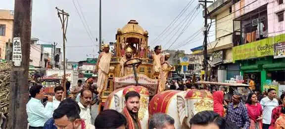 महावीर जयंती Muzaffarnagar: 2626वें जन्म कल्याणक पर निकली भव्य रथयात्रा, अहिंसा और &lsquo;जियो और जीने दो&rsquo; का गूंजा संदेश