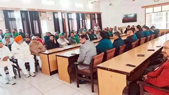 Muzaffarnagar में RDF और प्रदूषण पर निर्णायक पहल: किसान संगठनों और पेपर मिल मालिकों की बैठक में बनी सहमति, 15 अप्रैल तक बड़े बदलाव का रोडमैप