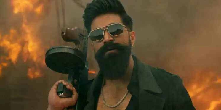 मिडिल ईस्ट तनाव का असर! यश की &lsquo;Toxic&rsquo; Movie का ट्रेलर लॉन्च कैंसल, रिलीज डेट टली &ndash; बॉलीवुड में मचा हलचल