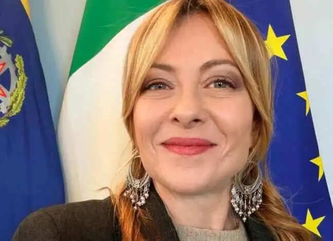 Giorgia Meloni Selfie: भारतीय झुमकों वाली सेल्फी से दुनिया को संदेश&mdash;&lsquo;इटली किसी की कठपुतली नहीं&rsquo;