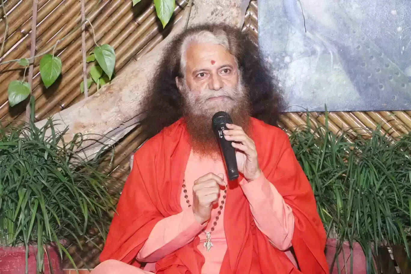 बेजुुबानों की आवाज़ है मीडिया-पूज्य स्वामी चिदानन्द सरस्वती जी महाराज