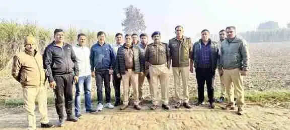 बुढाना एनकाउंटर ब्रेकिंग: Muzaffarnagar में 15-15 हजार के दो इनामी बदमाश पुलिस मुठभेड़ में घायल, अवैध हथियार और बाइक बरामद
