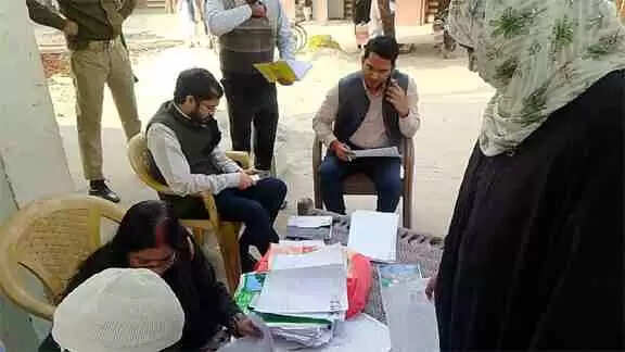 Muzaffarnagar खतौली में मतदाता सूची का तेज निरीक्षण: SDM निकिता शर्मा ने बूथ-दर-बूथ जाकर दिया सख्त संदेश&mdash;&ldquo;गलती बर्दाश्त नहीं होगी&rdquo;