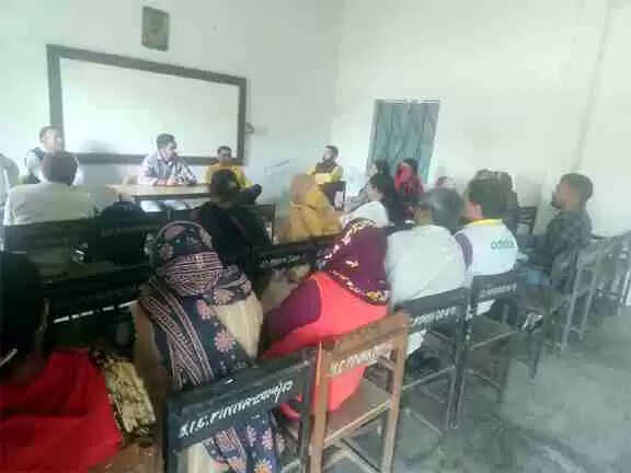 मतदाता सूची की &lsquo;डीप क्लीनिंग&rsquo; शुरू: रोहाना के अमृत इंटर कॉलेज Muzaffarnagar में 100 बीएलओ को दिया गया बड़ा प्रशिक्षण, चुनावी सटीकता की नई मुहिम तेज