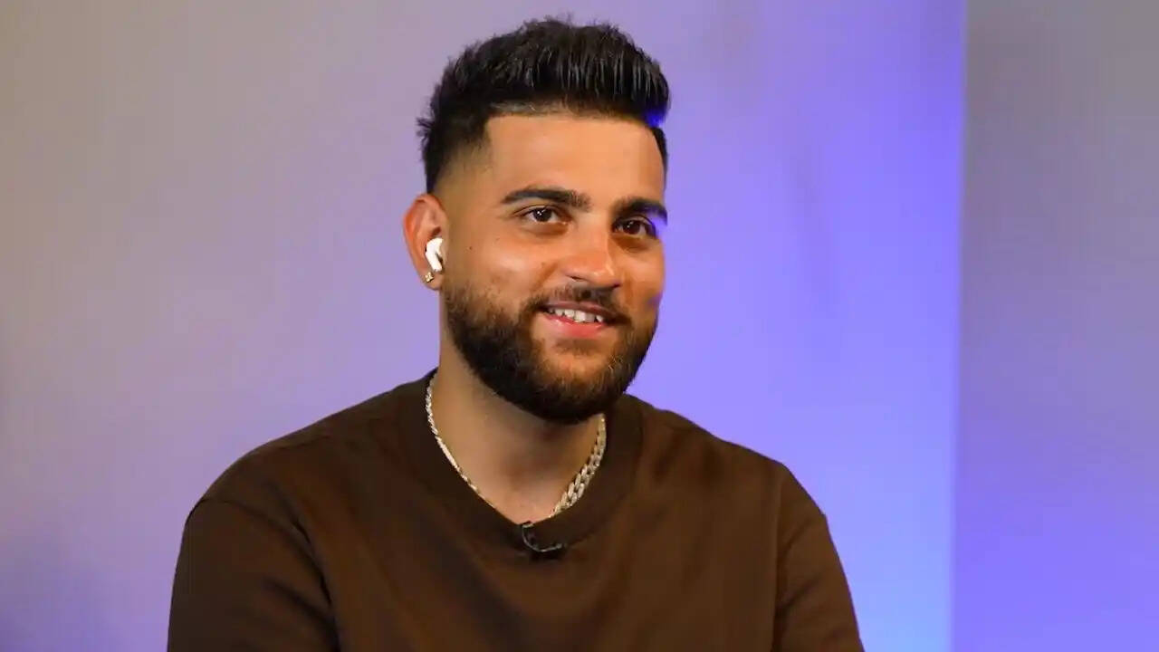 Karan Aujla Jaipur Concert 2026: जेईसीसी ग्राउंड में 5 अप्रैल को गूंजेंगी पंजाबी बीट्स, &lsquo;गीतों की मशीन&rsquo; के लाइव शो का युवाओं में जबरदस्त क्रेज