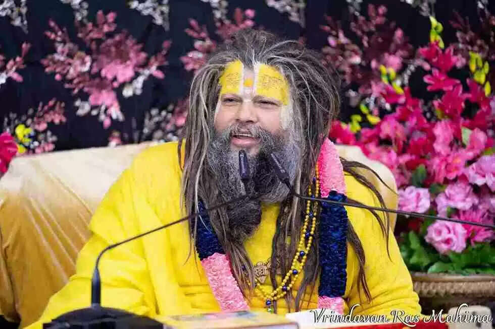 संत Premanand Maharaj की पदयात्रा अस्थाई रूप से रोकने से भक्तों में मायूसी, सेवादारों ने की धैर्य रखने की अपील