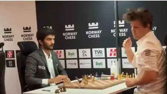 Prague Chess Festival 2026 में बड़ा उलटफेर: वर्ल्ड चैंपियन डी गुकेश को अरविंद चिदंबरम ने हराया, लाइव रैंकिंग में 20वें स्थान पर पहुंचे