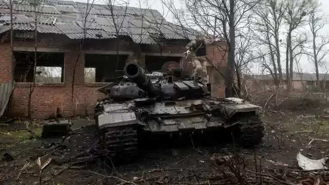 यूक्रेन में सैकड़ों अस्पताल ध्वस्त, दवाओं की भारी किल्लत