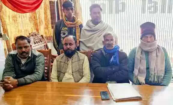 Muzaffarnagar बिजली विभाग पर गंभीर आरोपों से गरमाया छपार: झूठे बिजली चोरी केस का दावा, आसपा नेता ने निष्पक्ष जांच की चेतावनी