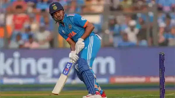 World Cup Final 2023 : भारत को लगा तीसरा झटका