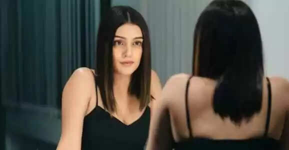 सोशल मीडिया पर फिर छाया Mahvash&ndash;चहल कनेक्शन: क्रिप्टिक पोस्ट्स से बढ़ी हलचल, फैंस के बीच तेज हुई डेटिंग की अटकलें