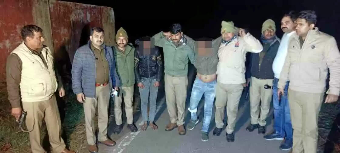 Muzaffarnagar पुलिस मुठभेड़: मीरापुर में कुख्यात हिस्ट्रीशीटर घायल, साथी गिरफ्तार, अवैध हथियार और बाइक बरामद