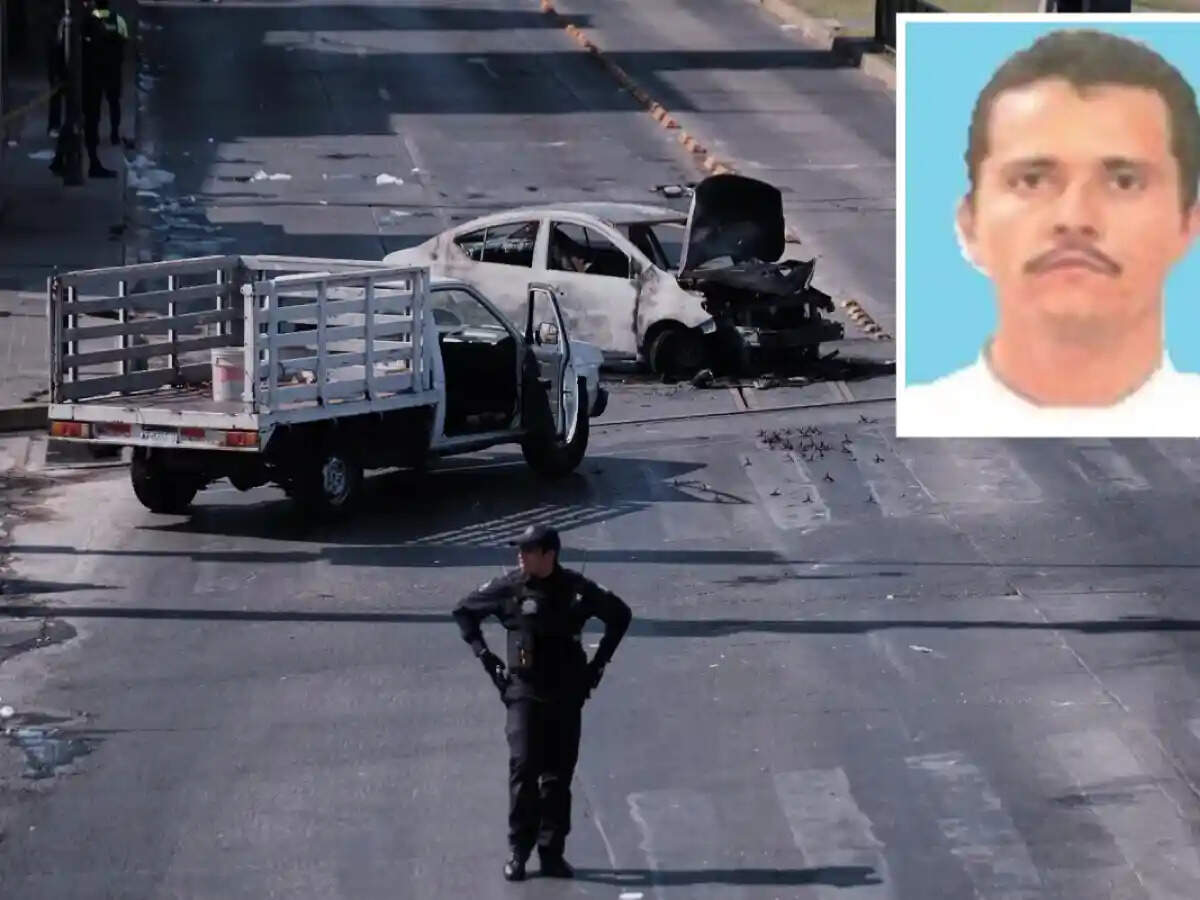Mexico में सबसे बड़ा ड्रग ऑपरेशन: &lsquo;एल मेंचो&rsquo; ढेर, CJNG सरगना की मौत के बाद देशभर में आगजनी, सड़कें जाम और दहशत