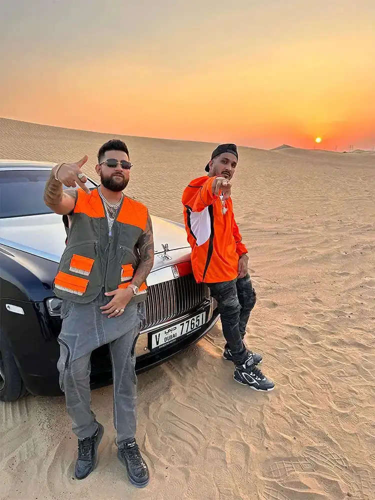 Video: Hip-Hip Icons DIVINE and Karan Aujla set the screens on fire in their freshly dropped first-ever musical collab titled '100 Million'
