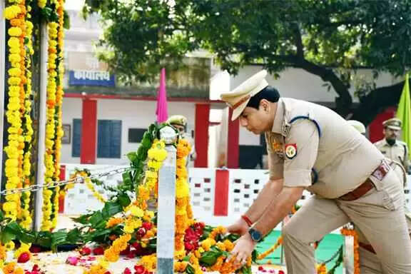 शहीदों को दी पुलिस लाइन में श्रद्धांजलि, Muzaffarnagar पुलिस स्मृति दिवस पर भावभीनी श्रद्धांजलि अर्पित